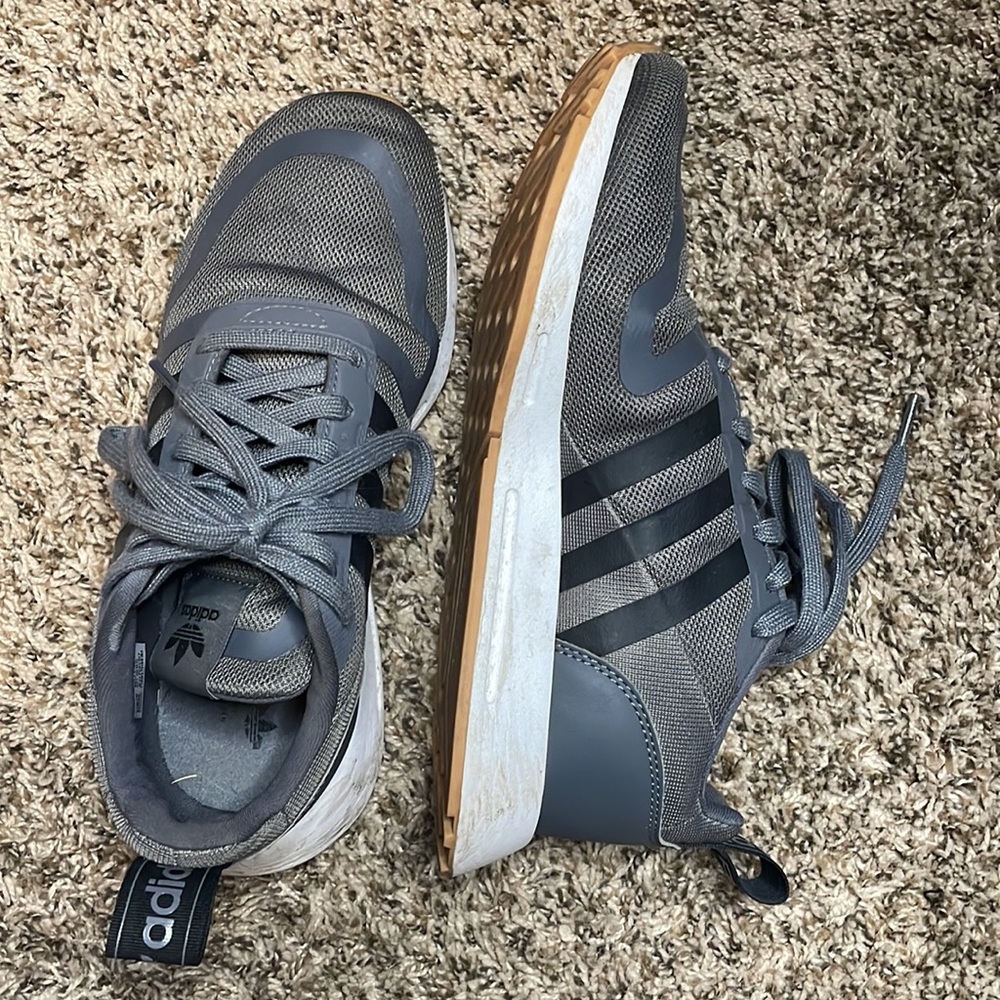 Mens Adidas, size 6, gray